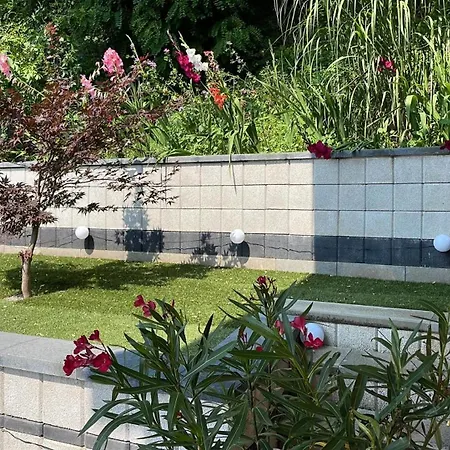 弗斯腾霍夫膳食公寓 3*