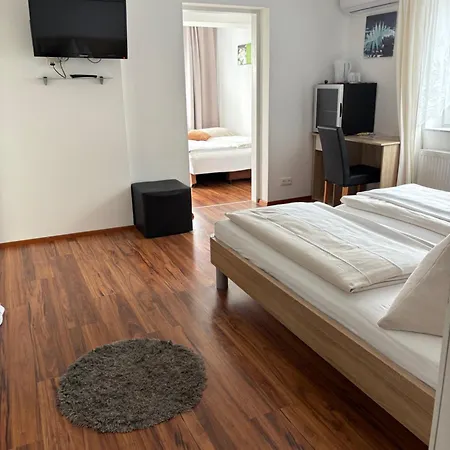 Fuerstenhof 2*