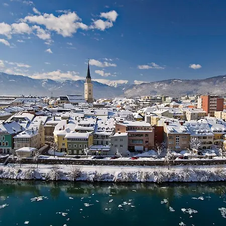 弗斯腾霍夫膳食公寓 菲拉赫